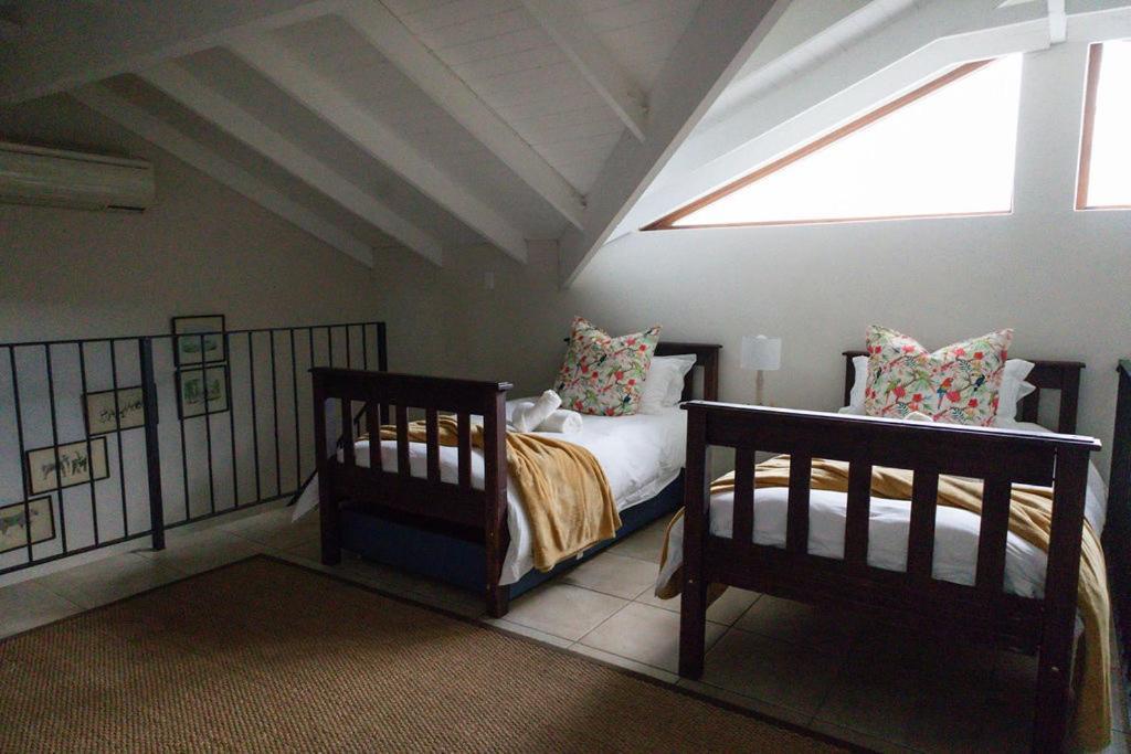 Porterfield Guest House, Champagne Valley Extérieur photo